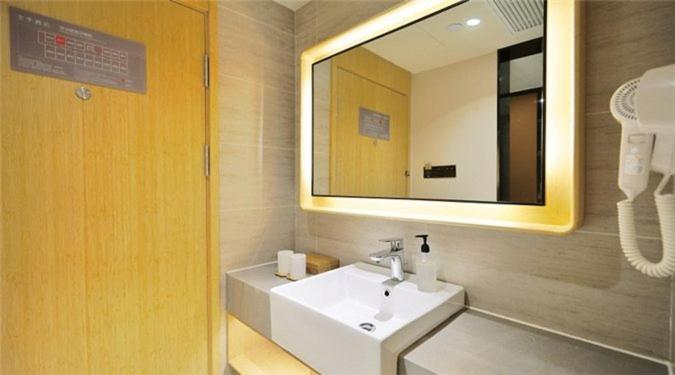 Ji Hotel Ningbo Beilun Intime City Exterior photo